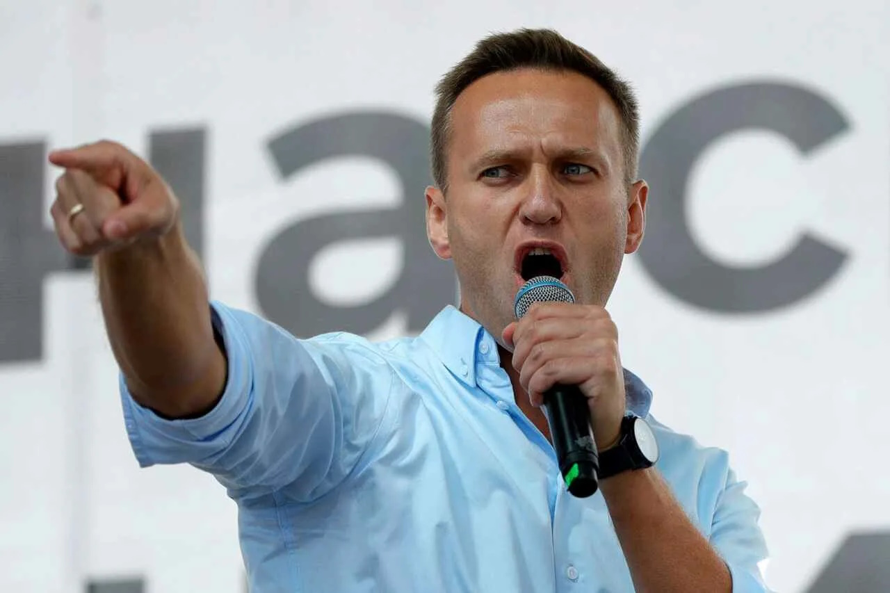 What is the cause of Alexei Navalny's death?