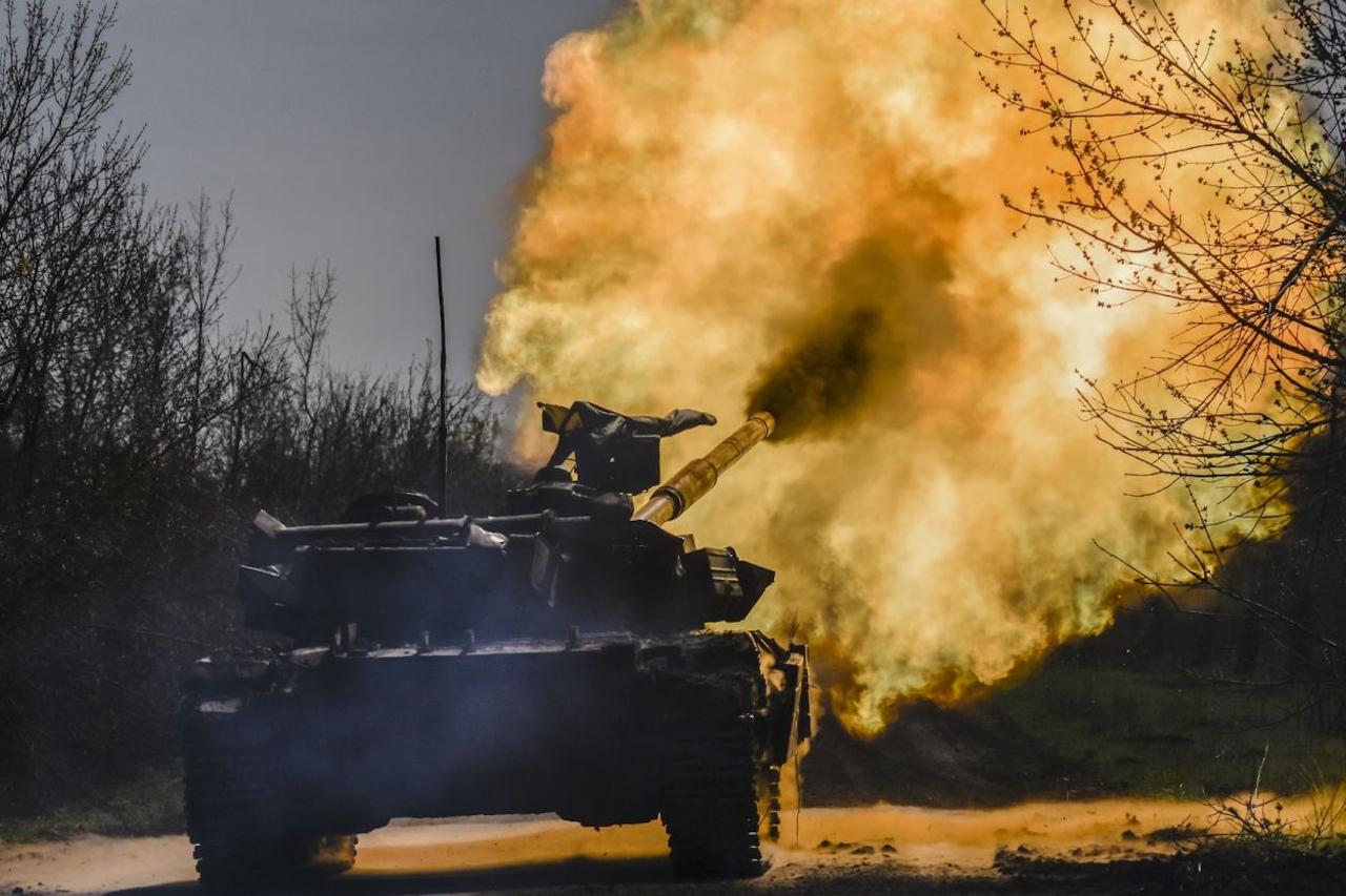 The most likely scenario for concluding peace is an agreement mediated by third countries, if both sides consider it beneficial, but this option was postponed by the United States, ending negotiations for at least 6 months. The countries' goals are mutually exclusive, and neither side is yet ready to make concessions that the other deems acceptable.